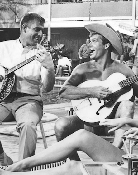 RRS-Players-on-pool-deck_LR